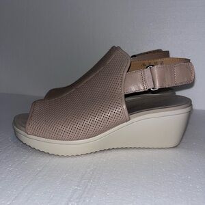 Naturalizer Cream Wedge Slingback Sandals